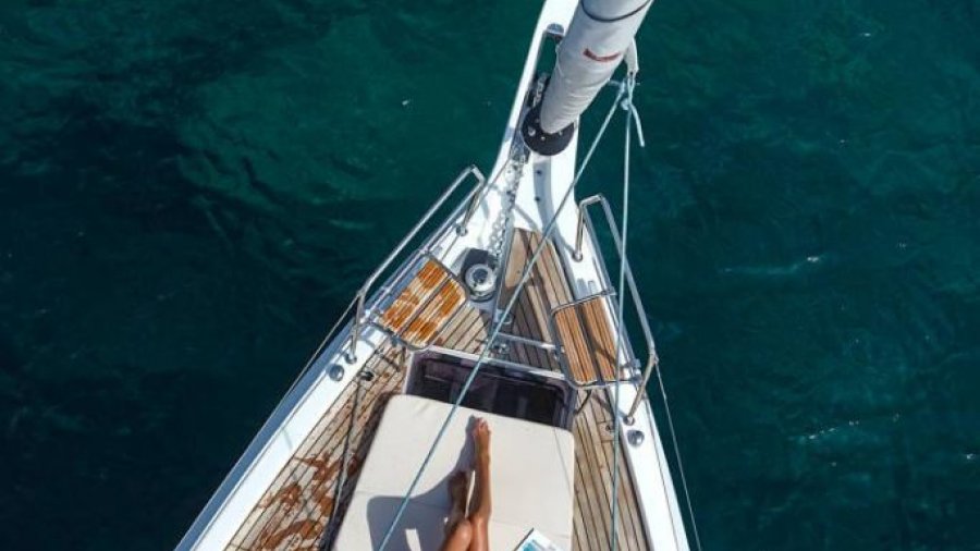 Sun-Odyssey-490-33-683x1024