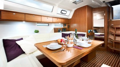 46 cruiser int1 - SKyfall Yacht Charter