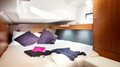 46 cruiser int4 - SKyfall Yacht Charter