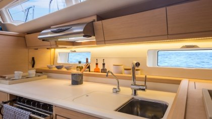 Skyfall_Jeanneau_54_int7