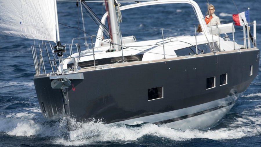 Skyfall_Beneteau_Oceanis_55_ext1
